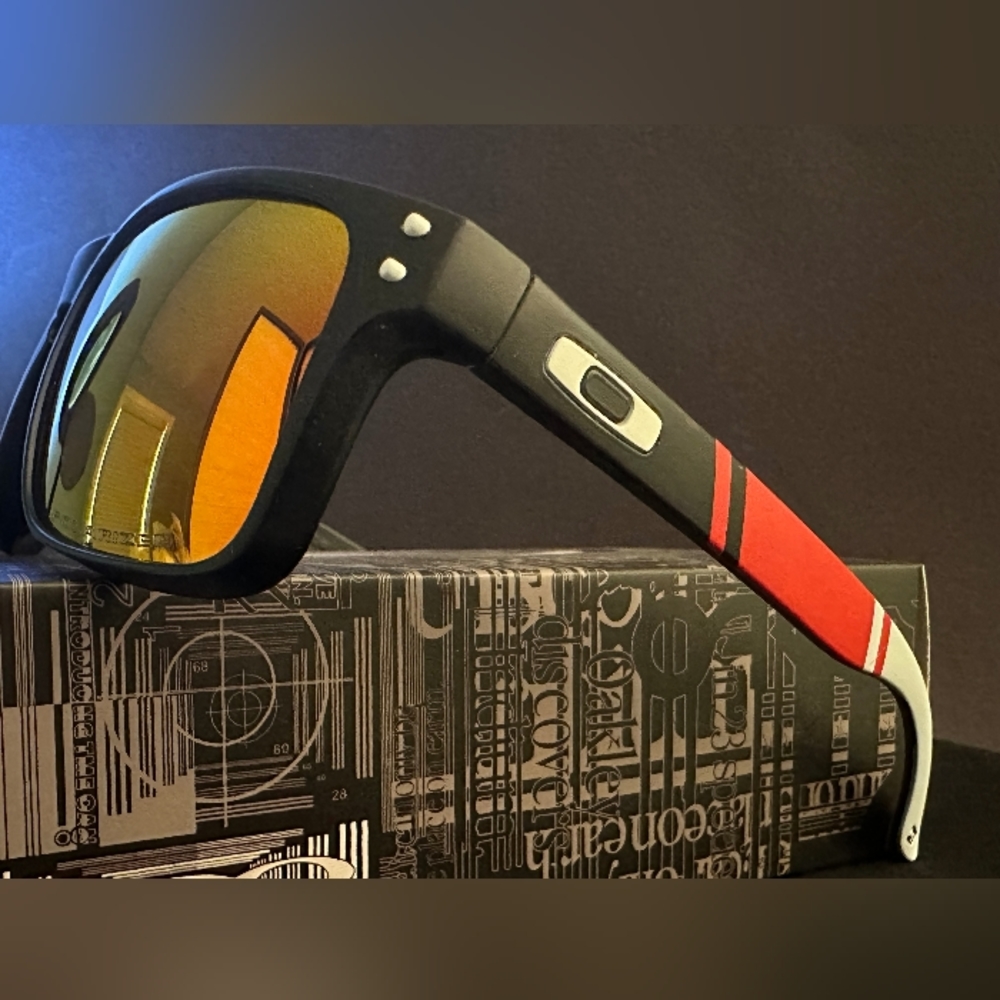 Holbrook Oakley Design Sports Sunglasses Polarized Lenses Nylon Frame